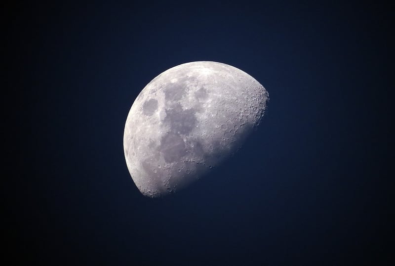 Lunar Vacations